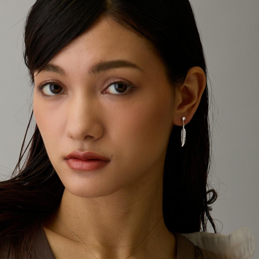 Melody Accessory イヤリング ピアス 日本製 K18GP フェザー Melody Accessory イヤリング ピアス 日本製 K18GP フェザー