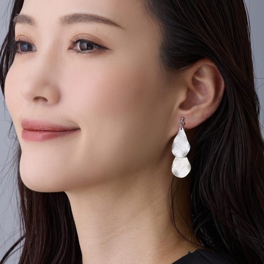 ニッケルフリー サンドブラスト ピアス イヤリング スターダスト 結婚式 金属アレルギー ブランド ゴールド 大ぶり 揺れる ポイント消化 Pe N86 日本製 Melody Accessory 通販 Yahoo ショッピング