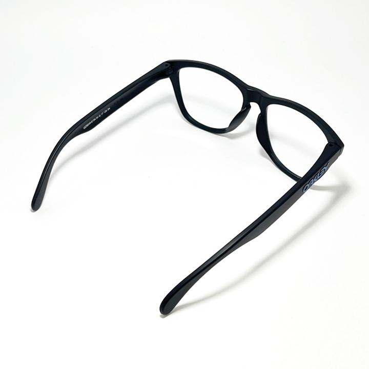 [ OAKLEY ]　オークリー 調光サングラス 9245-61SUN　グレー/ブルー/ブラウン/グリーン 色が変わる調光レンズ フロッグスキン FROGSKINS マットブラック×青ロゴ 黒 日本国内正規品 9245-6154など OAKLEY（オークリー） 調光サングラス 9245-61SUN グレー/ブルー