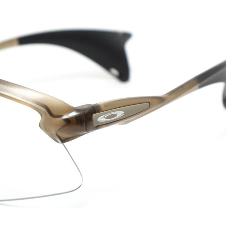 OAKLEY（オークリー） サングラス OO9517-1339 調光サングラス STUNT