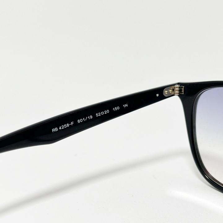 Ray-Ban（レイバン） RB4258F ブルー 52サイズ サングラス クラシック