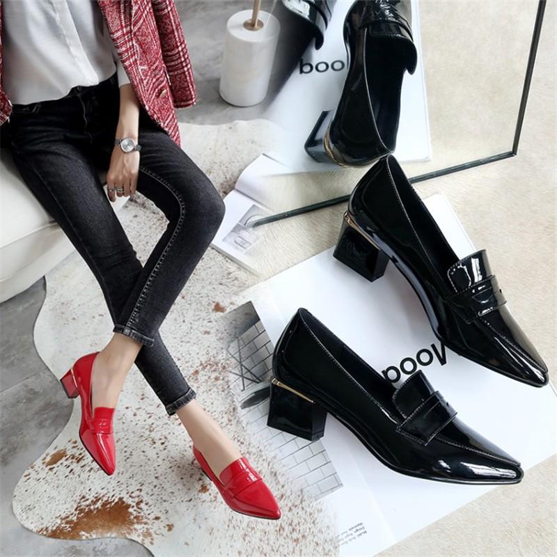 ポインテッドトゥ パンプス 太めヒール ミドルヒール シューズ 靴 レディース フォーマル 人気 エレガント デイリー 歩きやすい おしゃれ 脱げない Rege メメメクラゲ 通販 Yahoo ショッピング