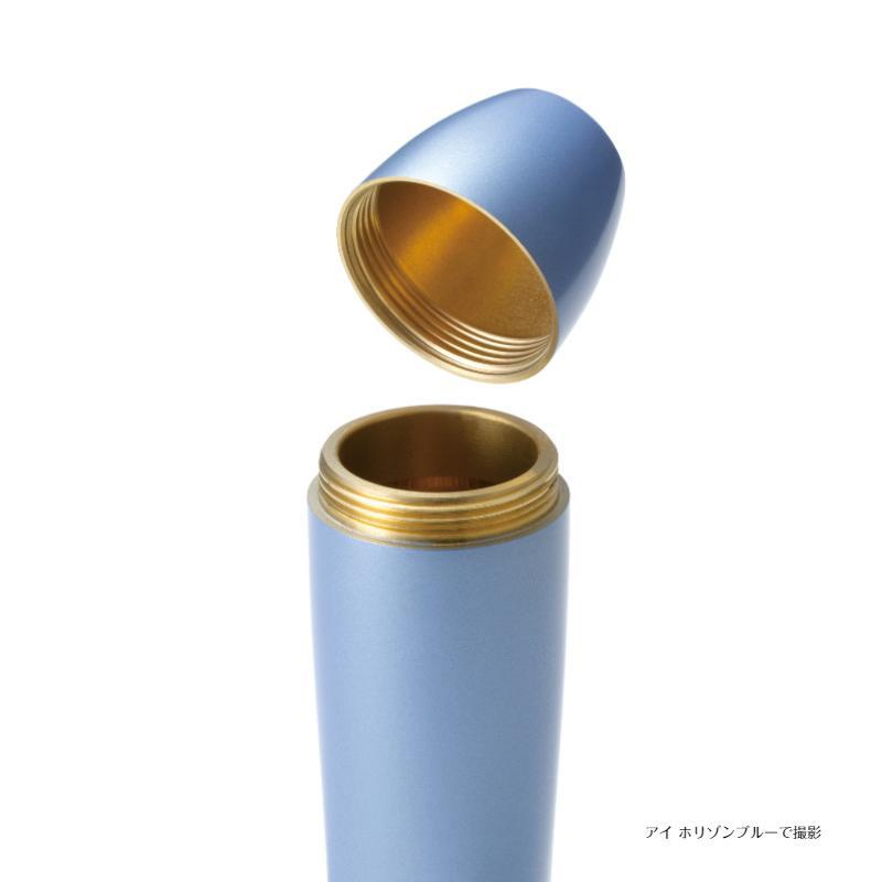 スタイリッシュな携帯ケース付スティック型 ミニ骨壷 ソウルプチポット　アイ i  カラー：カフェオレブラウン |  | 01
