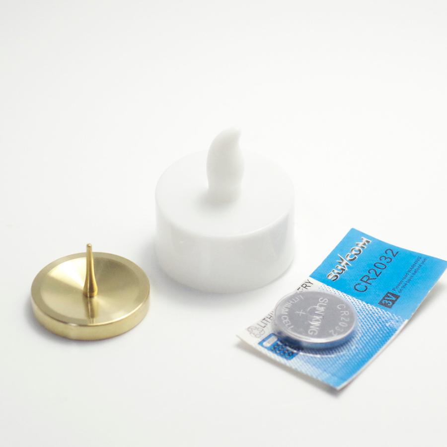 花生、線香立、ロウソク立の3具足がセットになった藤の花絵付けの３点セット 深川製磁製　三具足『柴藤』仏具３点セット |  | 12