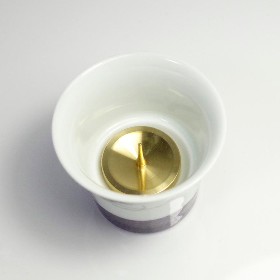 花生、線香立、ロウソク立の3具足がセットになった藤の花絵付けの３点セット 深川製磁製　三具足『柴藤』仏具３点セット |  | 15