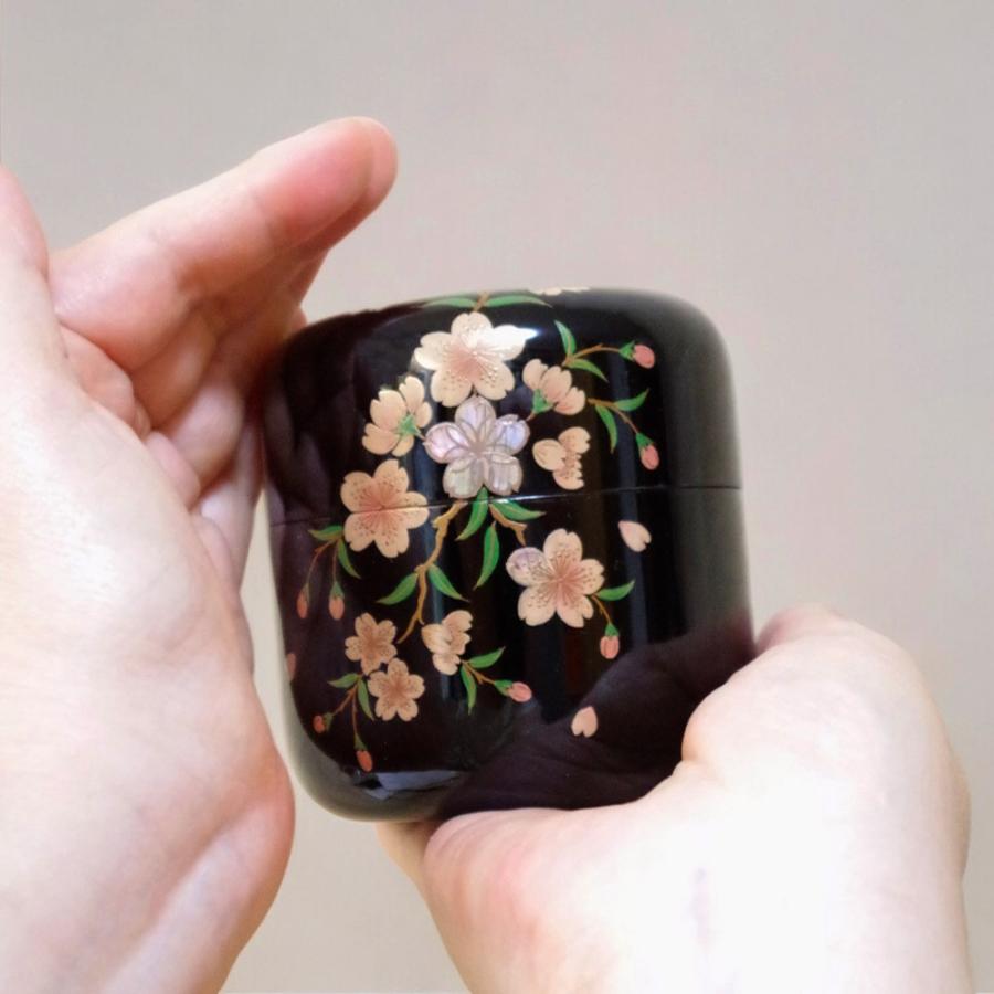 【ミニ骨壷】【手元供養】桜木大容量の本漆骨壷 「蒔絵ゆとりシリーズ」　朱漆　さくら |  | 11