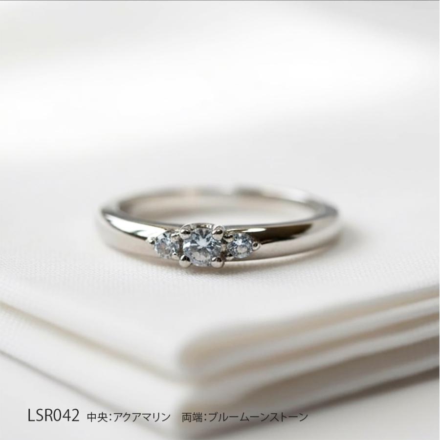 メモリアルリングLSR042 【完全防水樹脂埋封ジュエリー】 遺骨 指輪 プラチナ　Pt900×中央に2.5mm 両脇に1.7mm ３石の組み合わせは自由の画像