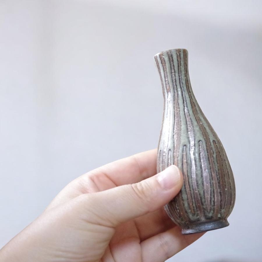 信楽焼　総手書きのミニ骨壷と三具足の4点セット　離宮（りぐう）Riguu |  | 15