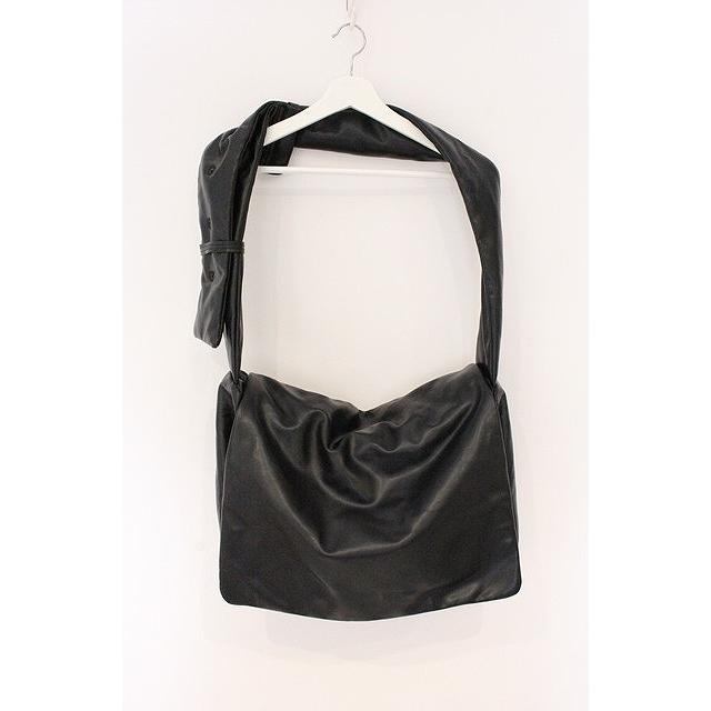 ZARA / PUボリュームメッセンジャーバッグ ブラック O-26-04-07-027-ZA 