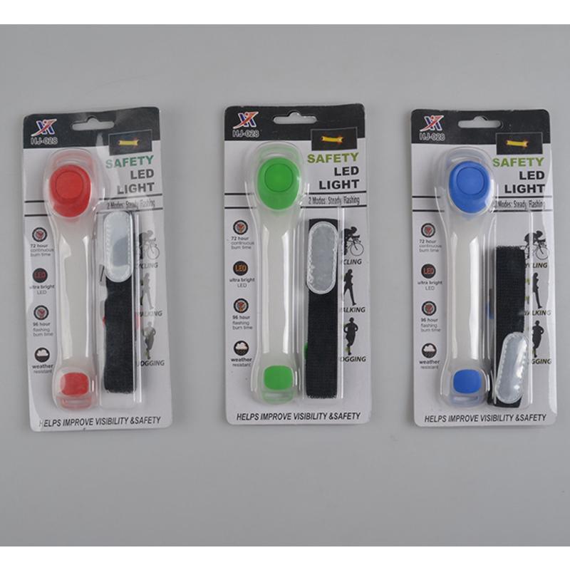 LED アームバンド 2個セット ランニング ライト ジョギング 夜間 点滅 電池式 光る 高輝度 トレーニング 運動 反射バンド 安全 自転車 :01-08-0248:WONDER LABO - 通販 - Yahoo!ショッピング LED アームバンド 2個セット ランニング ライト ジョギング 夜間 点滅 電池式 光る 高輝度 トレーニング 運動 反射バンド 安全 自転車 :01-08-0248:WONDER LABO - 通販 - Yahoo!ショッピング