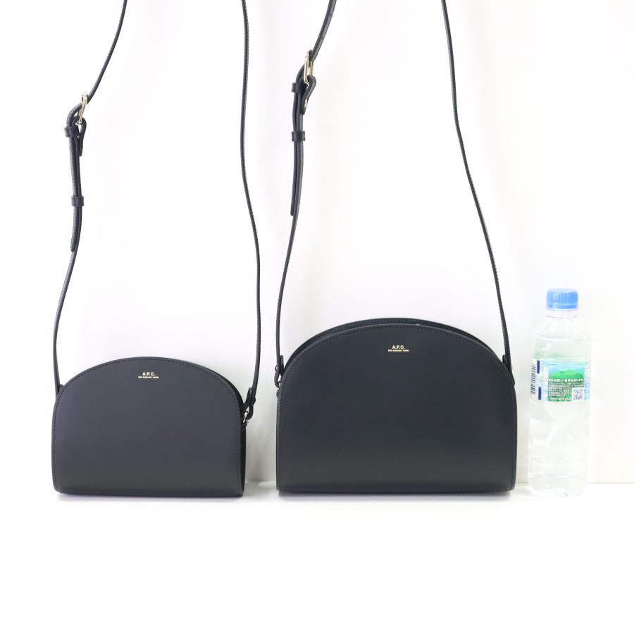 A.P.C. アーペーセー APC ショルダーバック PXAWV F61392 LZZ A.P.C. アーペーセー APC ショルダーバック PXAWV F61392 LZZ