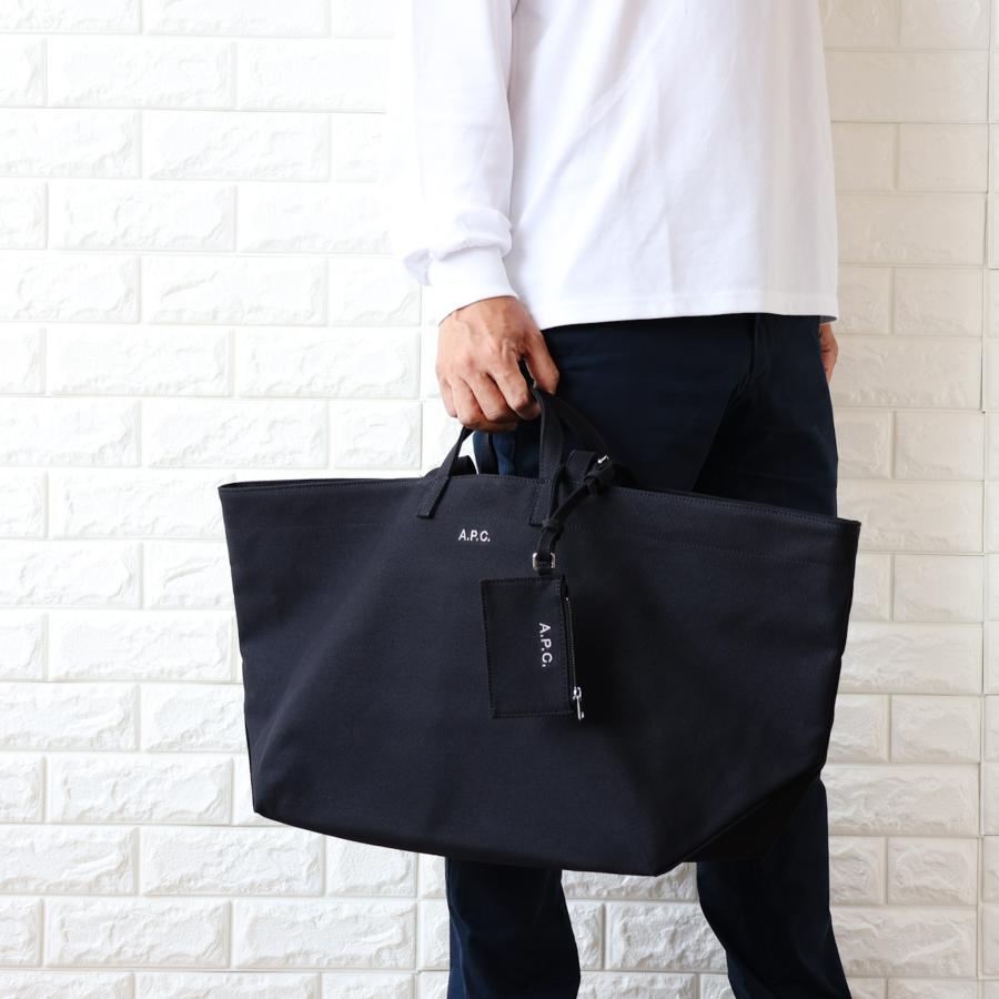 【並行輸入品】APC A.P.C. アーペーセー トートバッグ メンズ キャンバス ポーチ付 LE DRUMMER TOILE A4対応 F67046 COHMP 2026春夏新作の画像