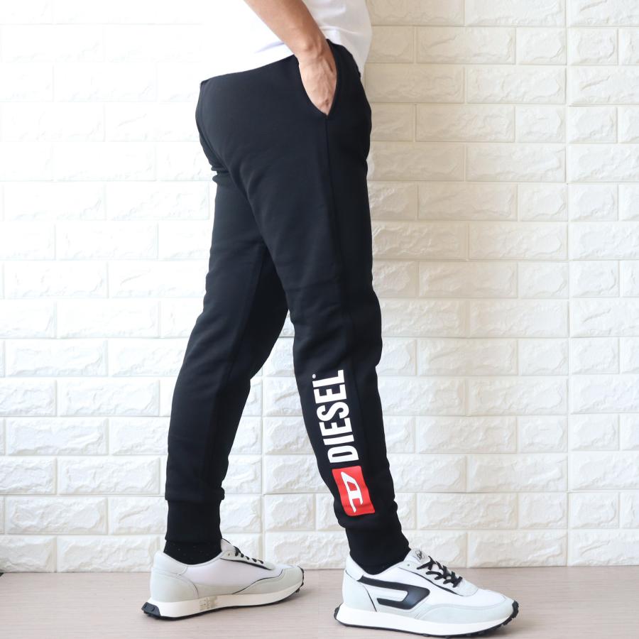 【並行輸入品】ディーゼル ジョガーパンツ メンズ ブラック ホワイト 黒 白 DIESEL スウェットパンツ ロゴ A09748 RIAJH 900の画像