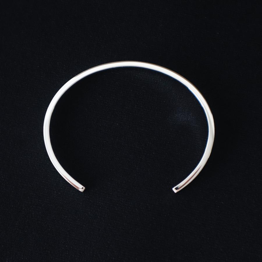 Numeric ミニマルシグネチャー カフブレスレット Women's Brass Numeric Minimal Cuff Bracelet | MM6