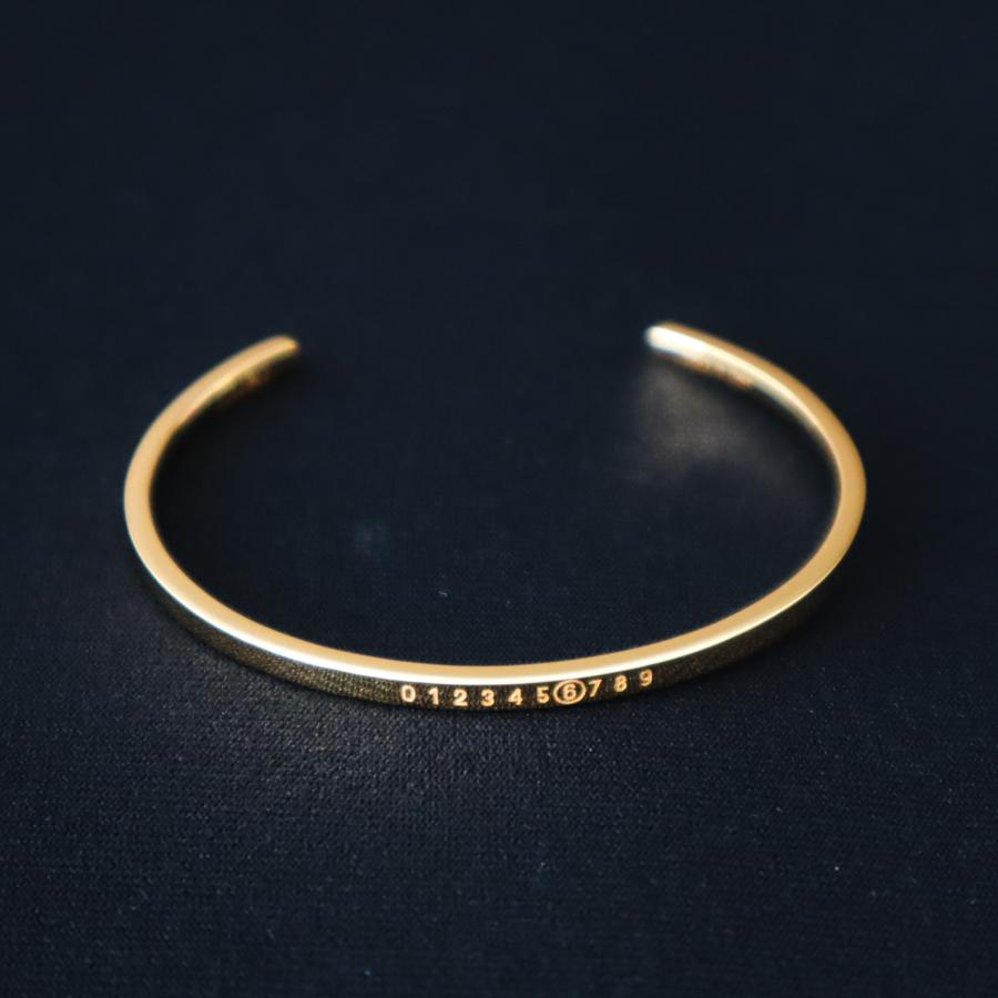 MM6 【並行輸入品】MM6 カフブレスレット Numeric ミニマル