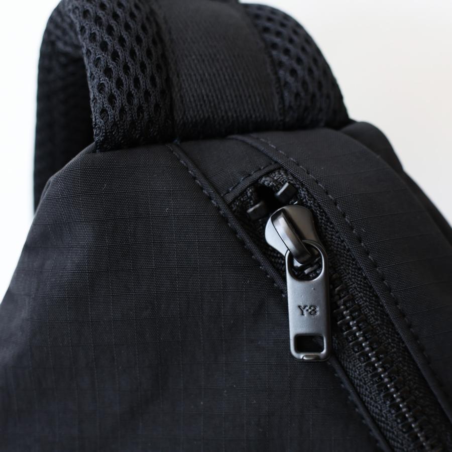 【並行輸入品】Y-3 Y3 ワイスリー スリングバッグ メンズ ボディバッグ ブラック ロゴ ユーティリティ ワンショルダー 斜めがけ 黒 KD0214【2026春夏 新作】の画像