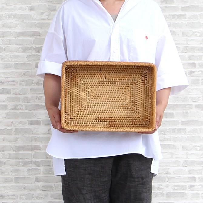 ✦新品　ラタン　バスケット　アジアン雑貨　小物入れ　かご　ベトナム　籐　収納 ベトナムラタン製 アジアン 収納バスケットケース Lサイズ