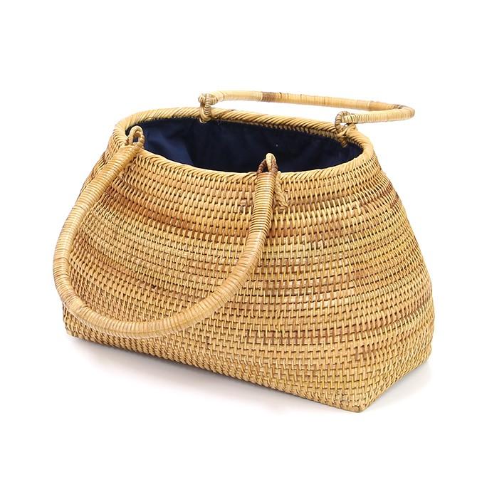 ベトナムラタン製 アジアン ふっくらフォルムかごバッグ 巾着付き