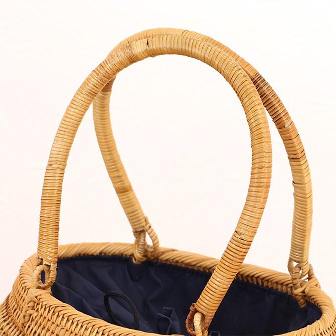 美品 アニエスベー カゴバッグ 蓋付き 横長 アジアン 巾着袋付き 美品 アニエスベー カゴバッグ 蓋付き 横長 アジアン 巾着袋付き