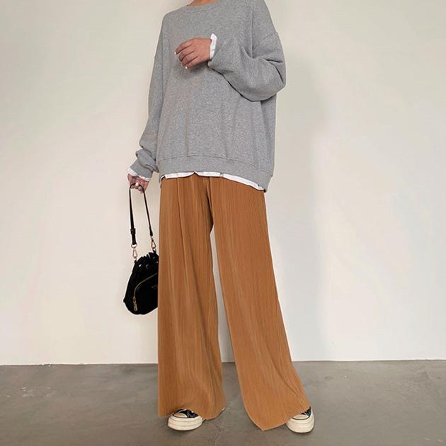 専用美品/M】プリーツプリーズ　パンツ　裾スリット　カーキ　ブラウン　ストレッチ 美品/M】プリーツプリーズパンツ裾スリットカーキブラウンストレッチ