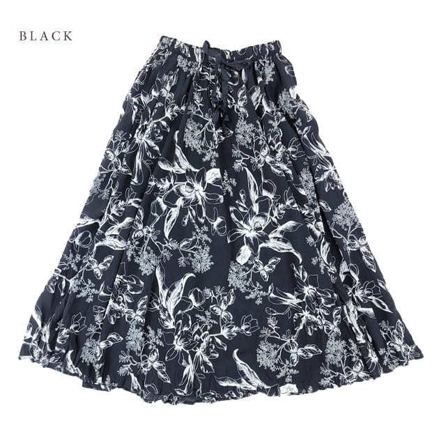 ボタニカル柄 ロングスカート ブラック ベージュ 花柄 フレア ボタニカル柄 ロングスカート ブラック ベージュ 花柄 フレア