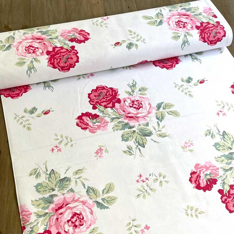 小さな赤い薔薇柄 淡いピンクのコットン生地 フランスアンティーク Cath Kidston（キャス・キッドソン） 生地 コットンファブリック