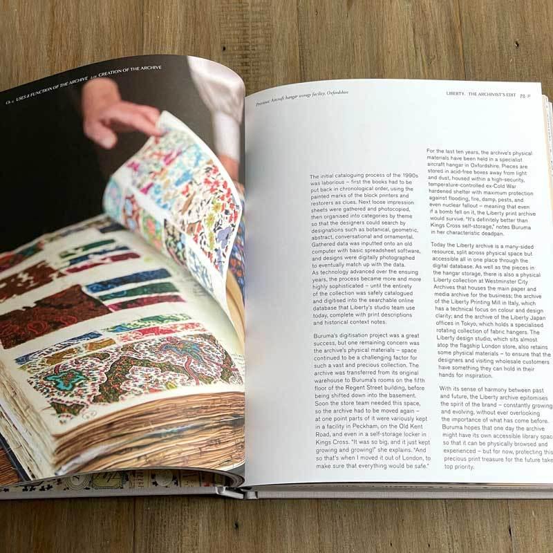 LIBERTY.（リバティ） アーカイブブック LIBERTY PRINT リバティ