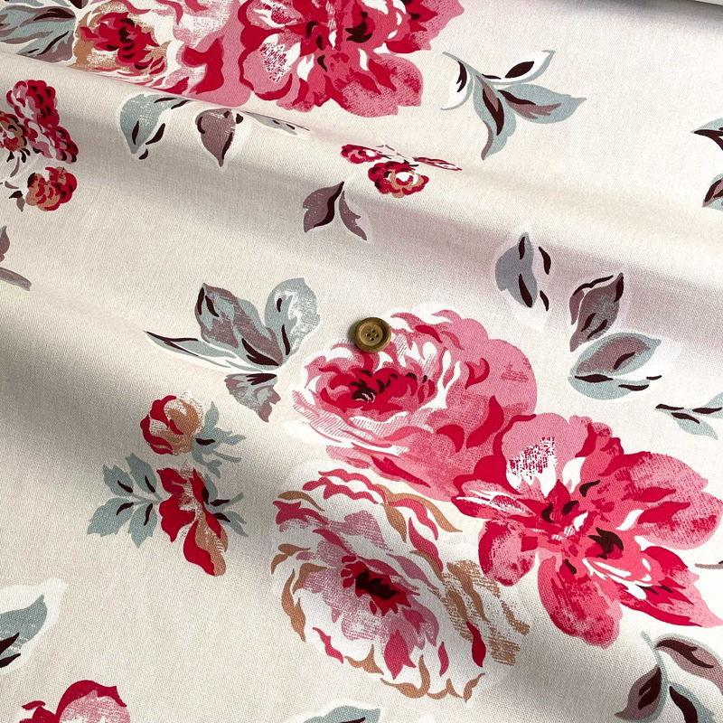 Cath Kidston キャスキッドソン 生地 コットンファブリック＜Brampton Bunch Raspberry＞(ブランプトンバンチ