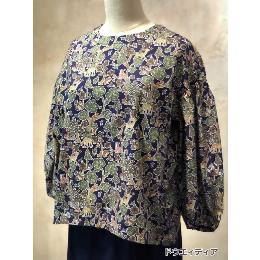 LIBERTY.（リバティ） リバティプリント 7分袖ブラウス シャツ クルー 