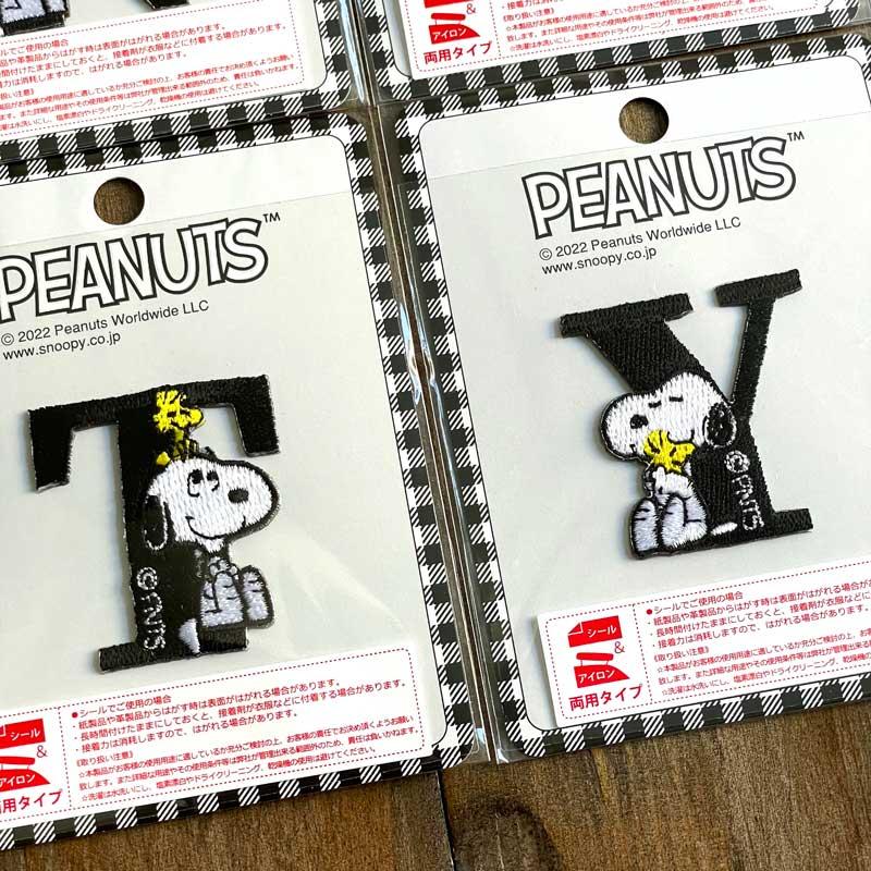 SNOOPY（スヌーピー） イニシャルワッペン シール・アイロン接着両用