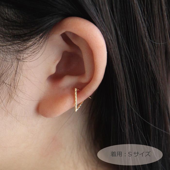 フープピアス 18金 直径10mm 15mm K18 18K ゴールド トライアングル 三角形 フープ 定番 シンプル 女性 レディース ギフト プレゼント おしゃれの画像