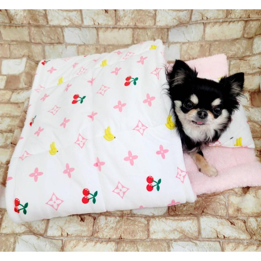 ふかふかおふとん Sサイズ モノグラム 犬のベッド 猫 おふとん ベッド ふわふわ お布団 洗える 小型犬 洗濯 可愛い 秋冬 Petshop Merrily 通販 Yahoo ショッピング