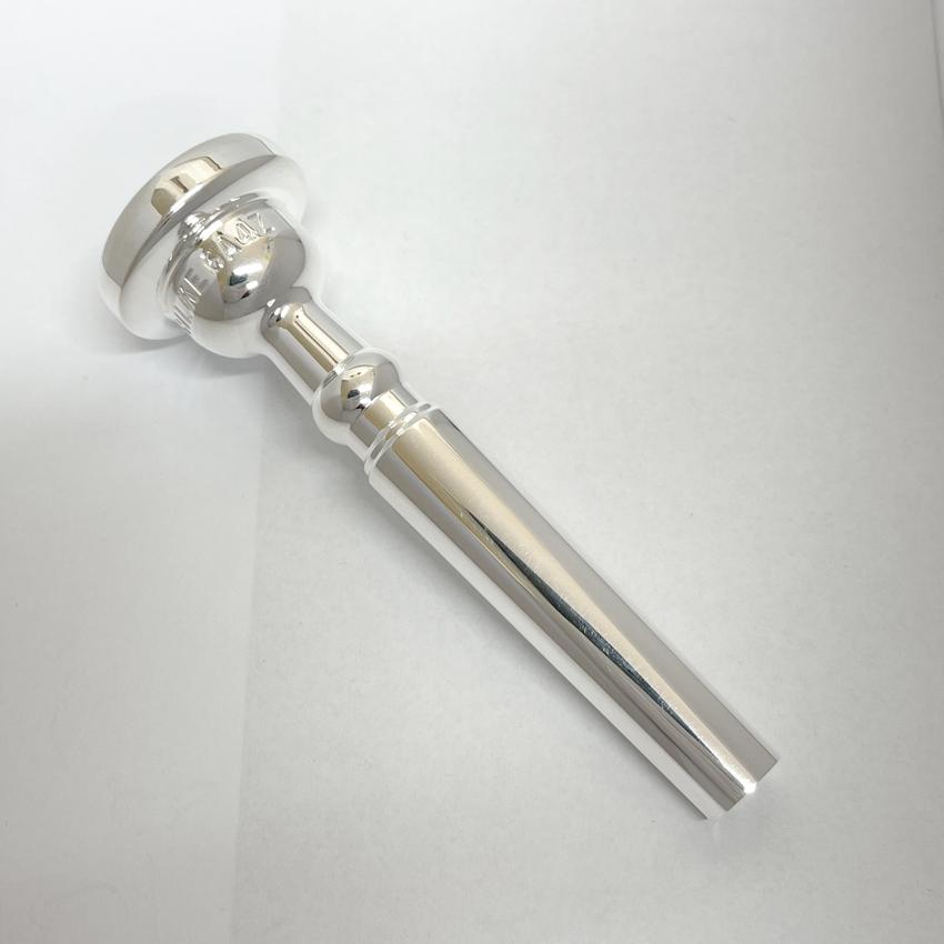 Schilke シルキー トランペット用 マウスピース 6A4Z Zシリーズ カラビナ付き マウスピースポーチセット リード奏者向け SP 銀メッキ |  | 02