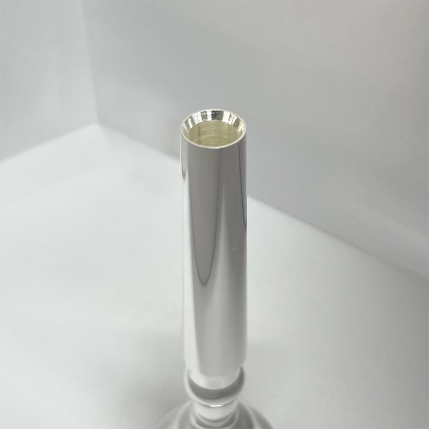 Schilke シルキー トランペット用 マウスピース 6A4Z Zシリーズ カラビナ付き マウスピースポーチセット リード奏者向け SP 銀メッキ |  | 09
