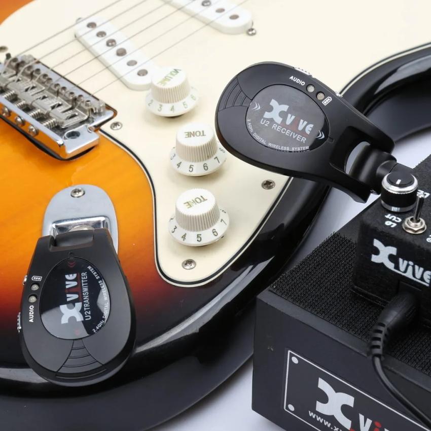 Xvive デジタルギターワイヤレスシステム XV-U2/BK ブラック U2 : 楽器