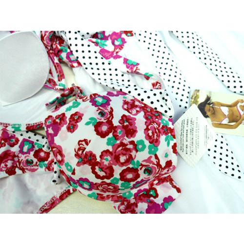 最大62 オフ 水着 レディース 送料無料 ビキニ 3点セット 7s Miss Kini ミスキニ き 花柄 白 女性 7号 Honeymoon Style