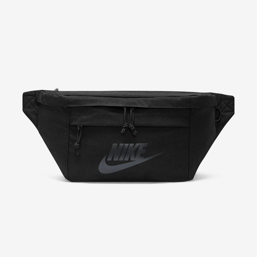 NIKE（ナイキ） テック BA5751 010 ヒップパック ブラック 黒 ボディ