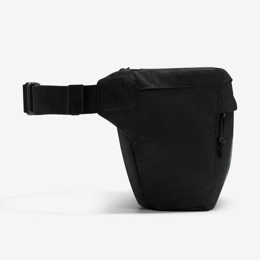 NIKE（ナイキ） テック BA5751 010 ヒップパック ブラック 黒 ボディ