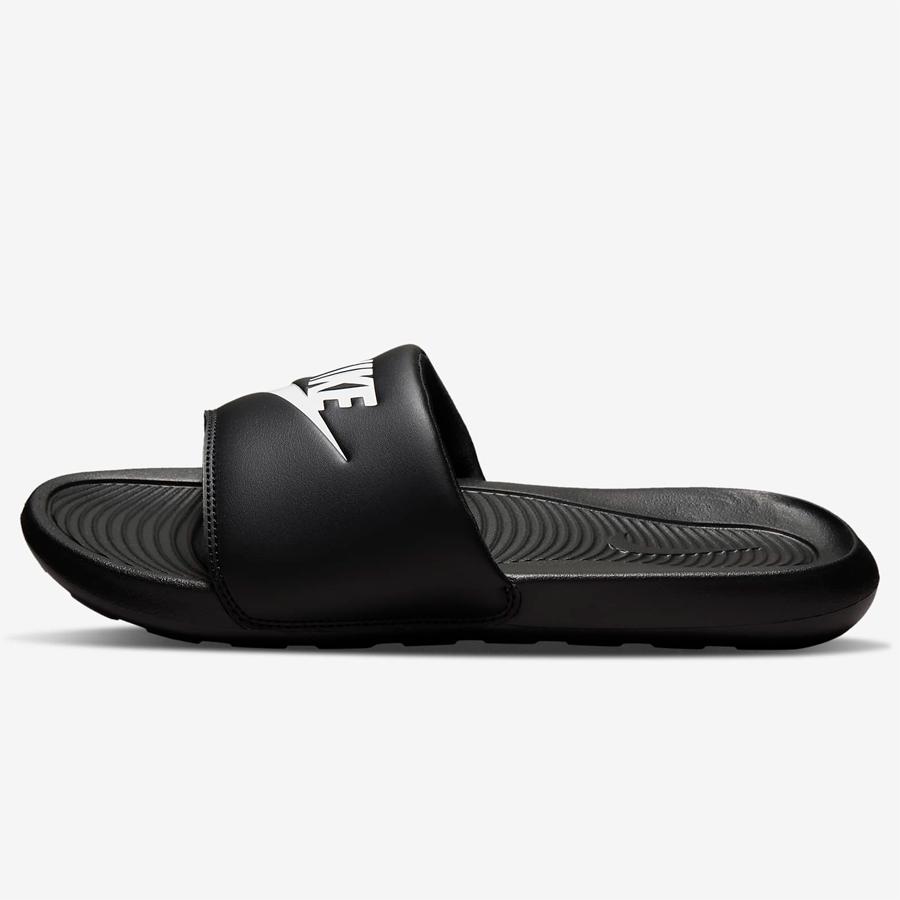 NIKE VICTORI ONE CN9675 002 メンズ ブラック 黒 ナイキ