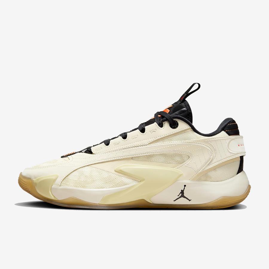 NIKE　ジョーダンルカ2PF　新品未使用正規品　27.5センチ Jordan NIKE JORDAN LUKA 2 PF DX9012 100 メンズ ライト