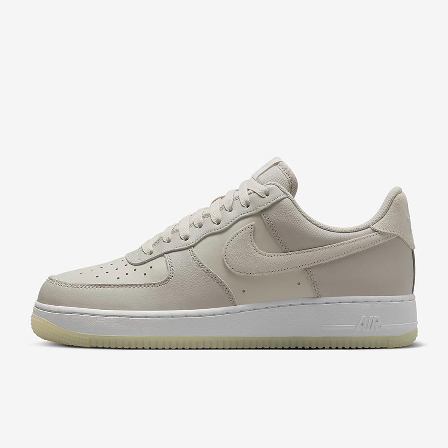 NIKE AIR FORCE 1 ライトグレー スニーカー NIKE AIR FORCE 1 '07 LV8 “ATHLETIC CLUB” LIGHT SMOKE GREY