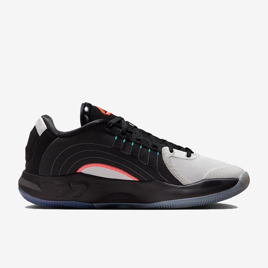 シューズ(男性用) LUKA4 s-l400.jpg