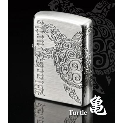 訳アリ特価 在庫限り　ZIPPO ブラック＆シルバー　タートル（亀）　タトゥーパターンをサイドまでエッチング　 | ZIPPO | 01