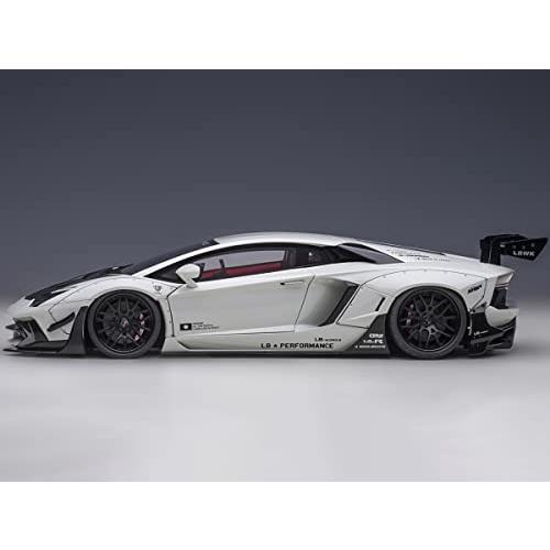 Toy Cars Lambo Liberty Walk LB-Works White Metallic with Carbon Hood 平行輸入｜metamarketh｜06