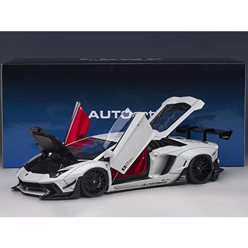 Toy Cars Lambo Liberty Walk LB-Works White Metallic with Carbon Hood 平行輸入｜metamarketh｜08