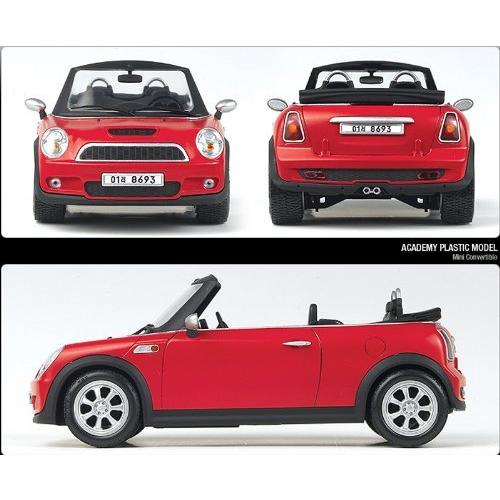 アカデミー 1/24 ミニ コンバーティブル/Mini Convertible 平行輸入 