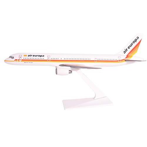 Air Europa 757???200?Airplane Miniature Modelスナップ式プラスチック1?: 200?Part 平行輸入