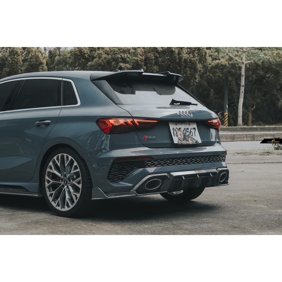AKRAPOVIC Evolution Line (Titanium) AUDI RS3 SEDAN (8Y) 【ご来店 