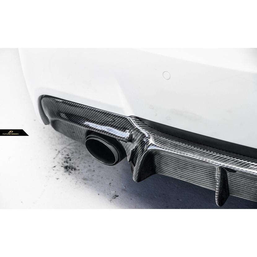 bmw 打ちまくれ e91 REMUS リアピース カーボンディフューザー セット