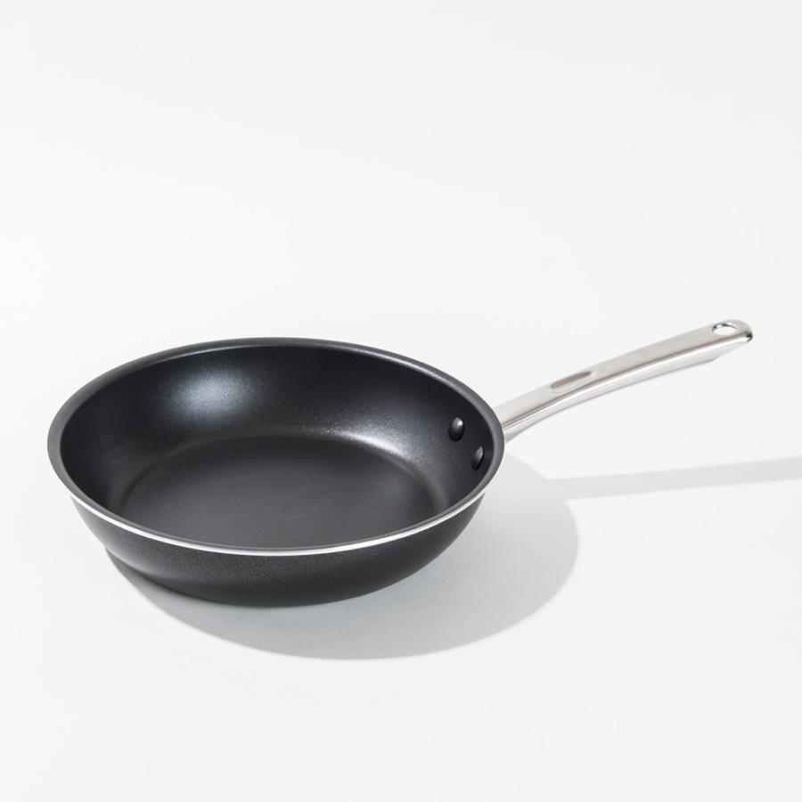 マイヤー ミニマル MEYER フライパン 26cm 未開封/未使用 MEYER（マイヤー） ミニマル フライパン26cm ブラック [ IH/ガス対応